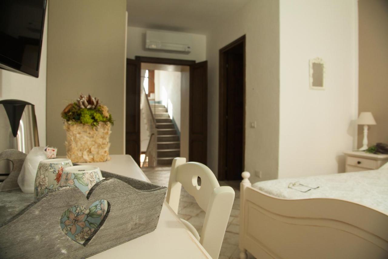 Casa Lu Duttori Hotel Arzachena Exterior photo